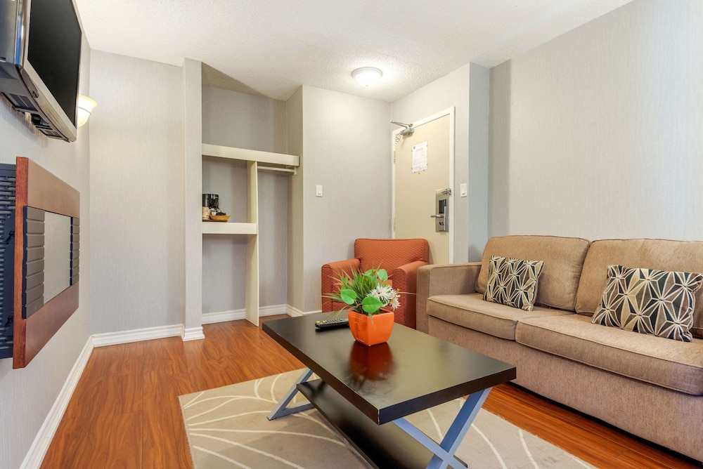 Quality Inn & Suites Mississauga 22/41