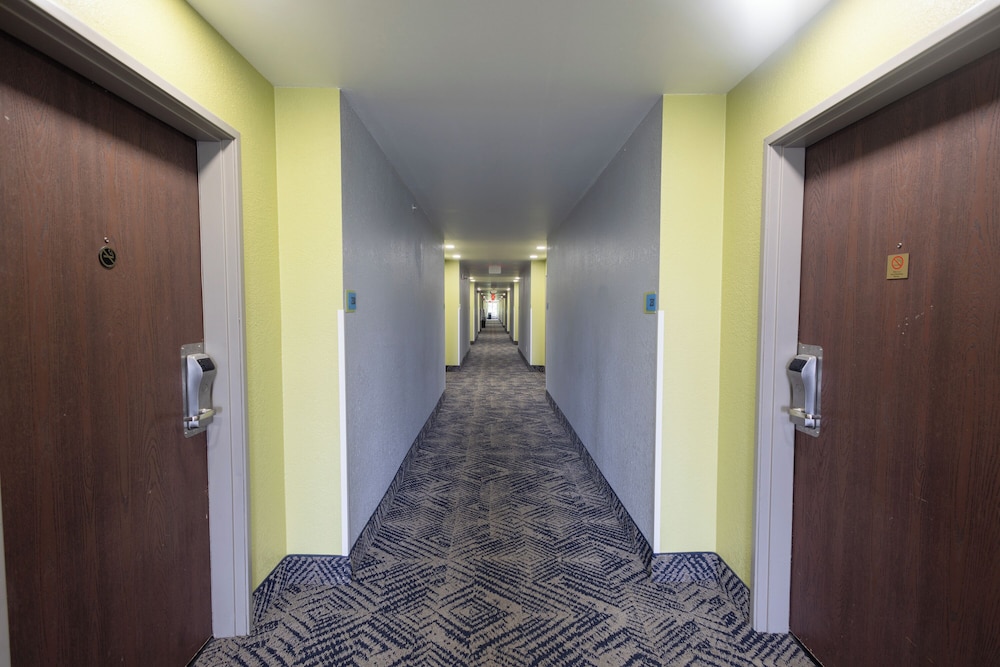 Countryside Inn And Suites 5/40