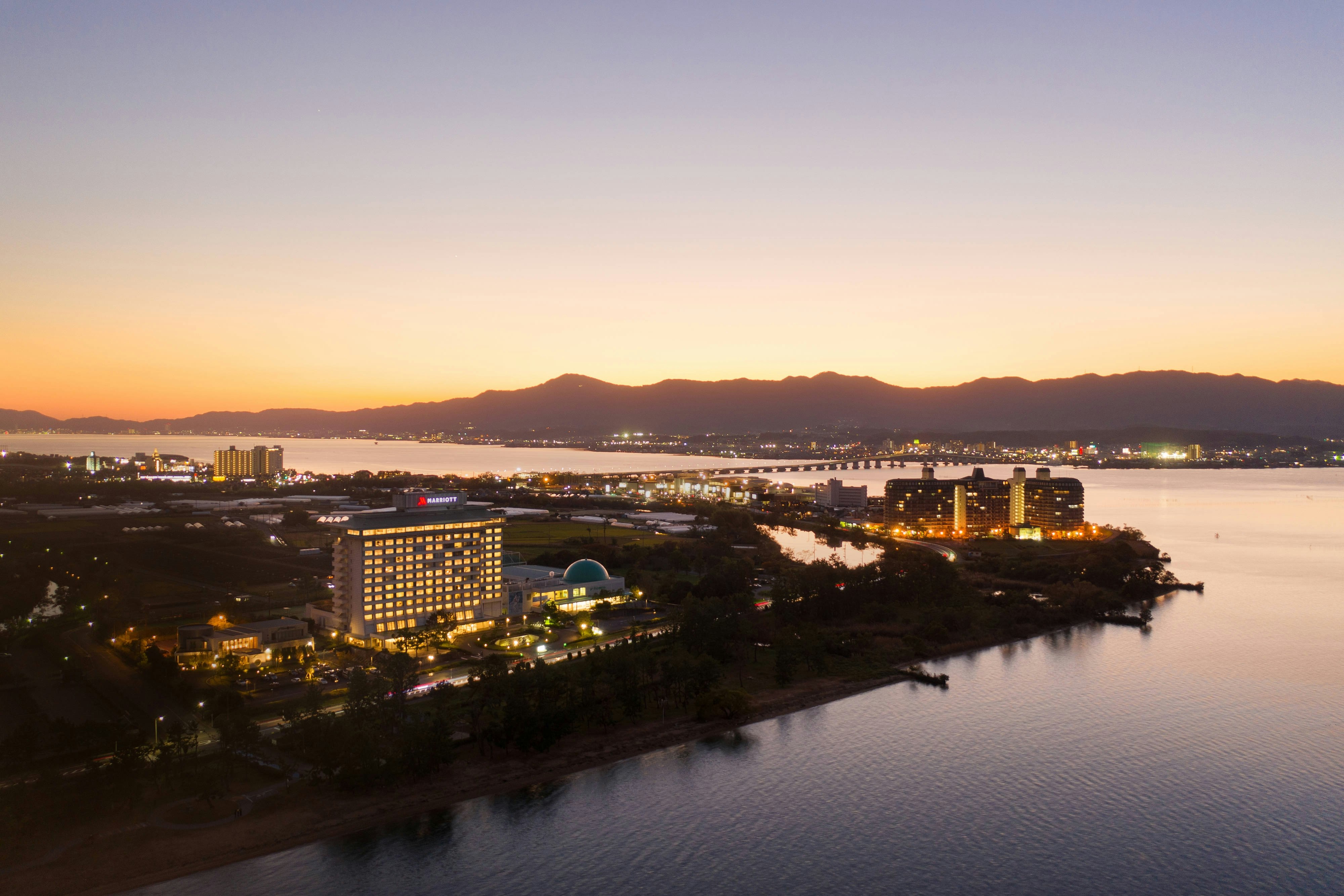 Lake Biwa Marriott Hotel 34/35