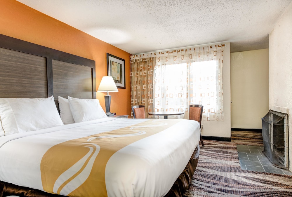 Quality Inn Creekside - Downtown Gatlinburg 23/45