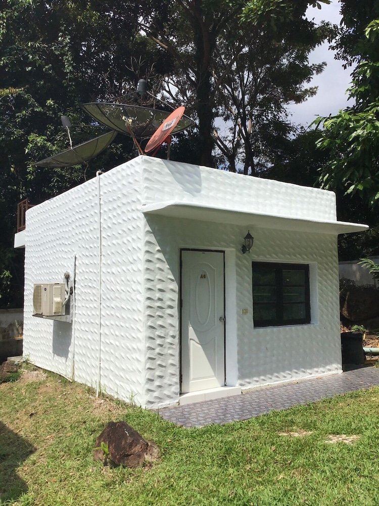 Baan Aunrak Koh Chang 41/44