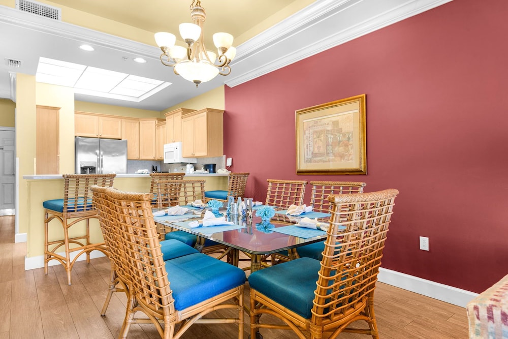 Destin Holiday Beach Resort 50/50