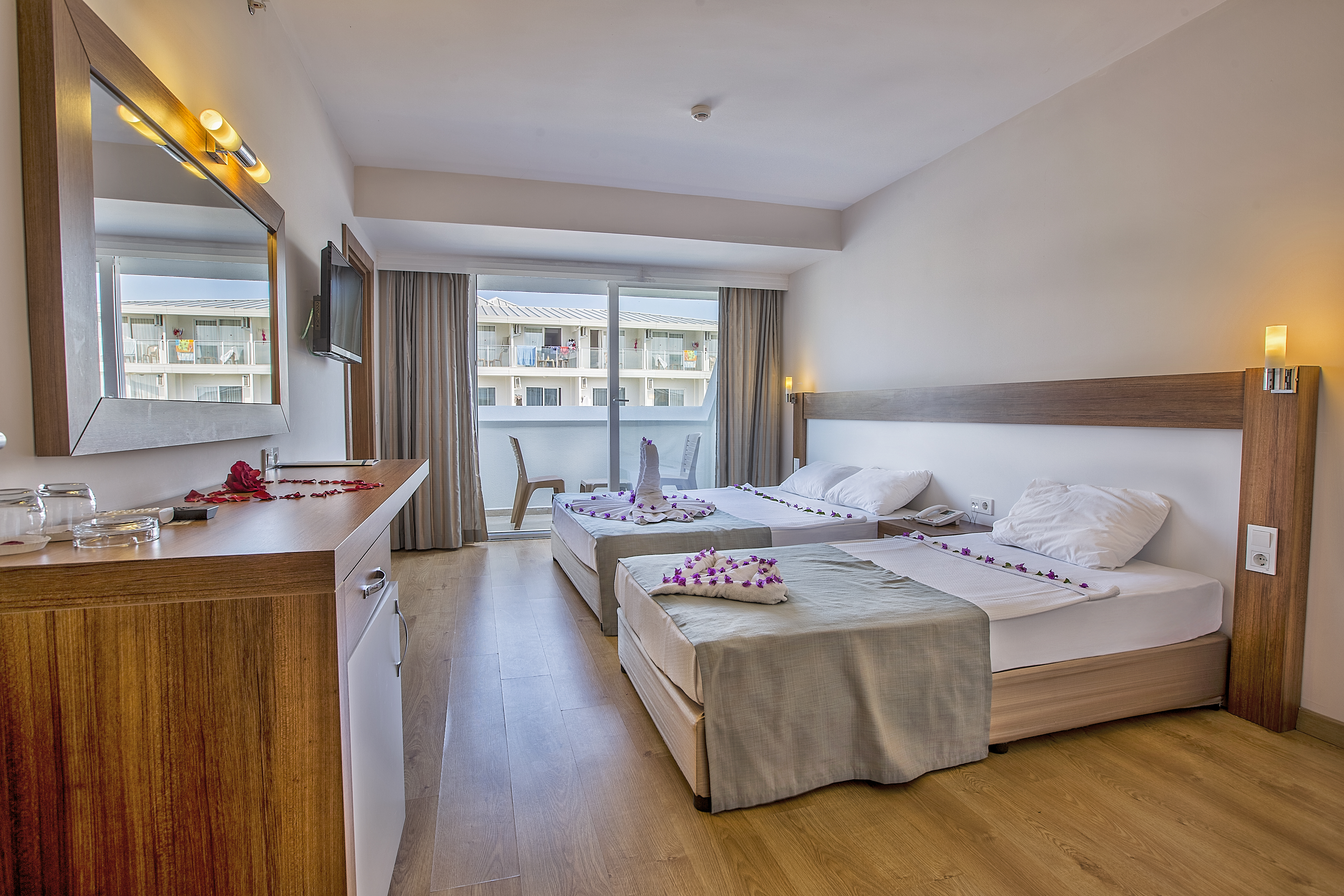 Room, Single, Double Bed, Land View