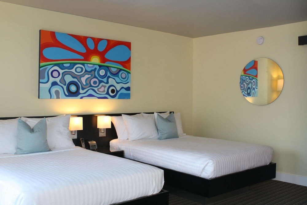 Hotel Current 17/67