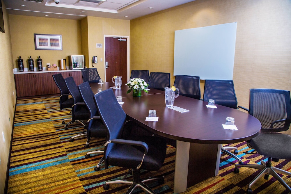 Fairfield Inn Suites By Marriott Pocatello 32/34