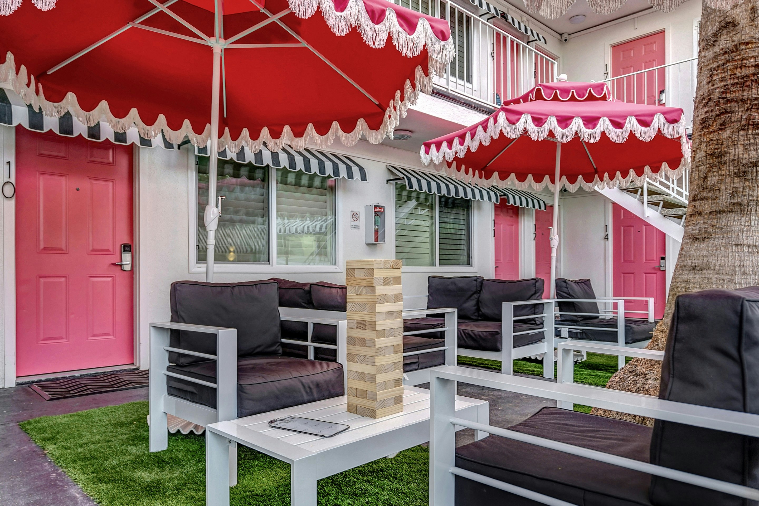 Santa Monica Hotel 9/61