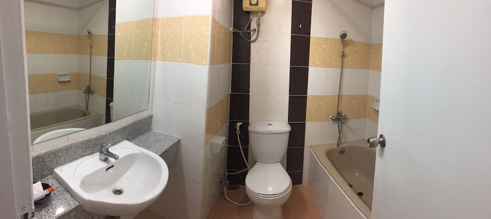 River Grand Hotel Hat Yai 14/40