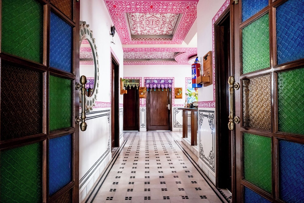 All Seasons Homestay 25/50