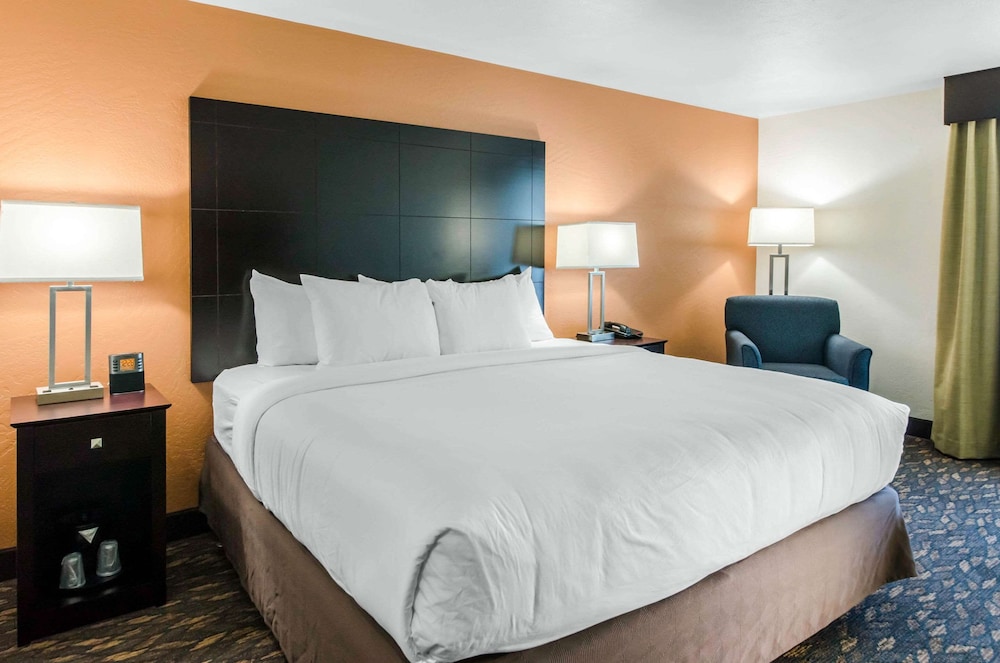 Comfort Inn & Suites Ashland, OR 21/40