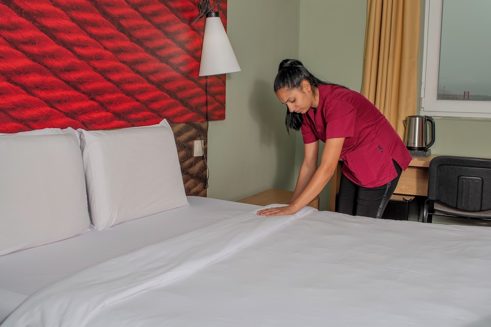 Ibis Sofia Airport Hotel 8/60