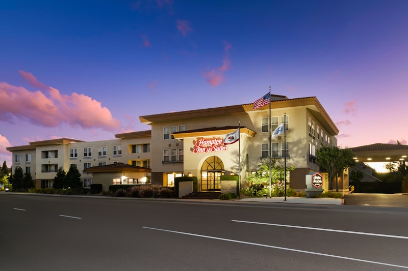 Hampton Inn & Suites Mountain View 3/51
