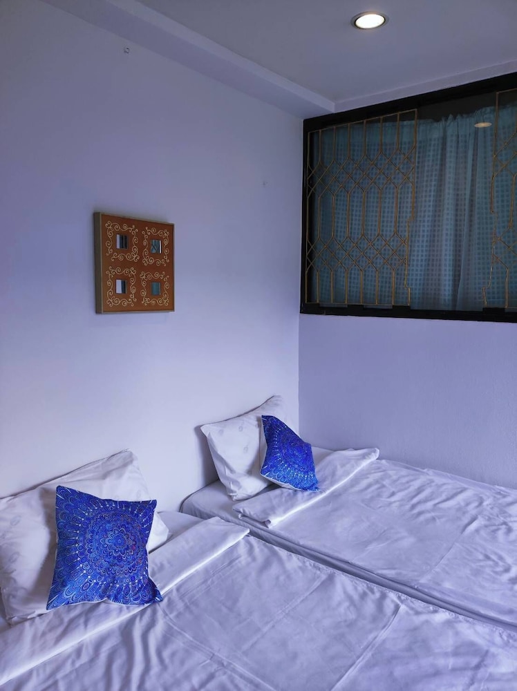 Twin Beds