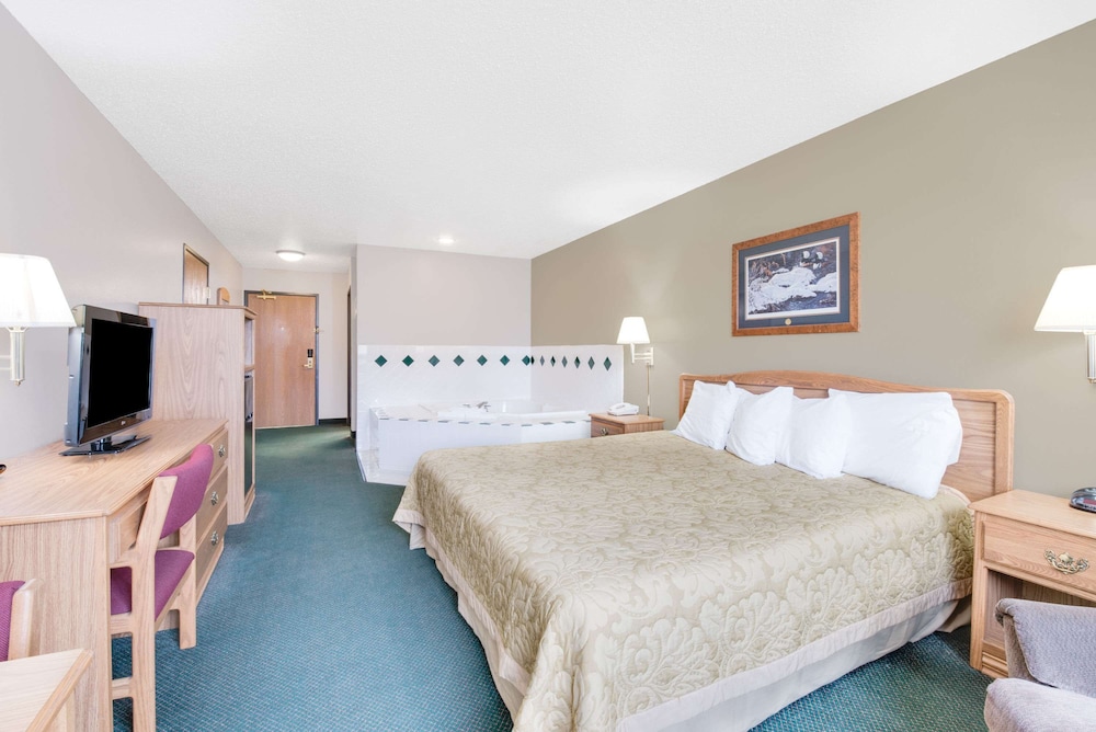 Super 8 By Wyndham Sisseton 5/12