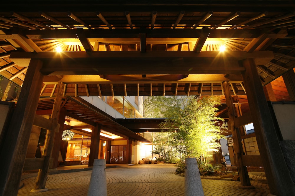 Kisyu Shirahama Onsen Musashi 2/50