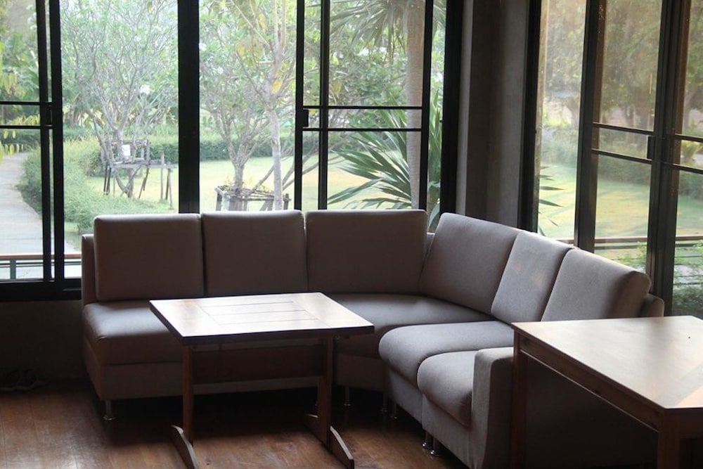 Baan Alisa Bed And Breakfast 25/50