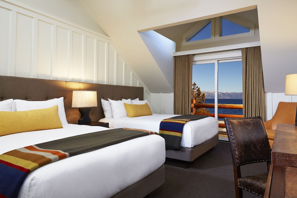 Room, 2 Queen Beds, Lake Front, Balcony