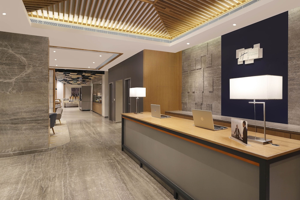 Holiday Inn Express Chennai Omr Thoraipakkam 4/76