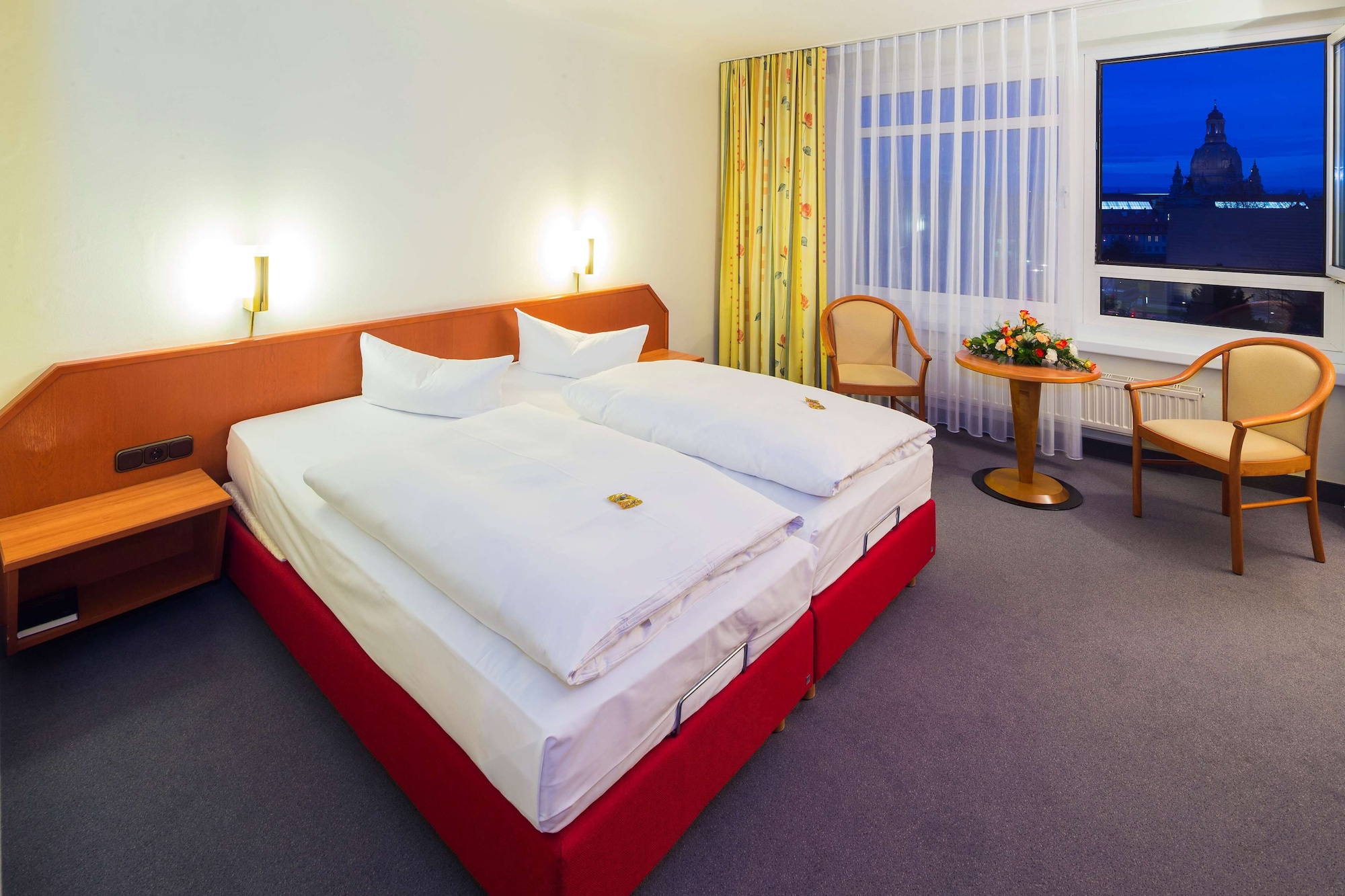 COMFORT, DOUBLE BED