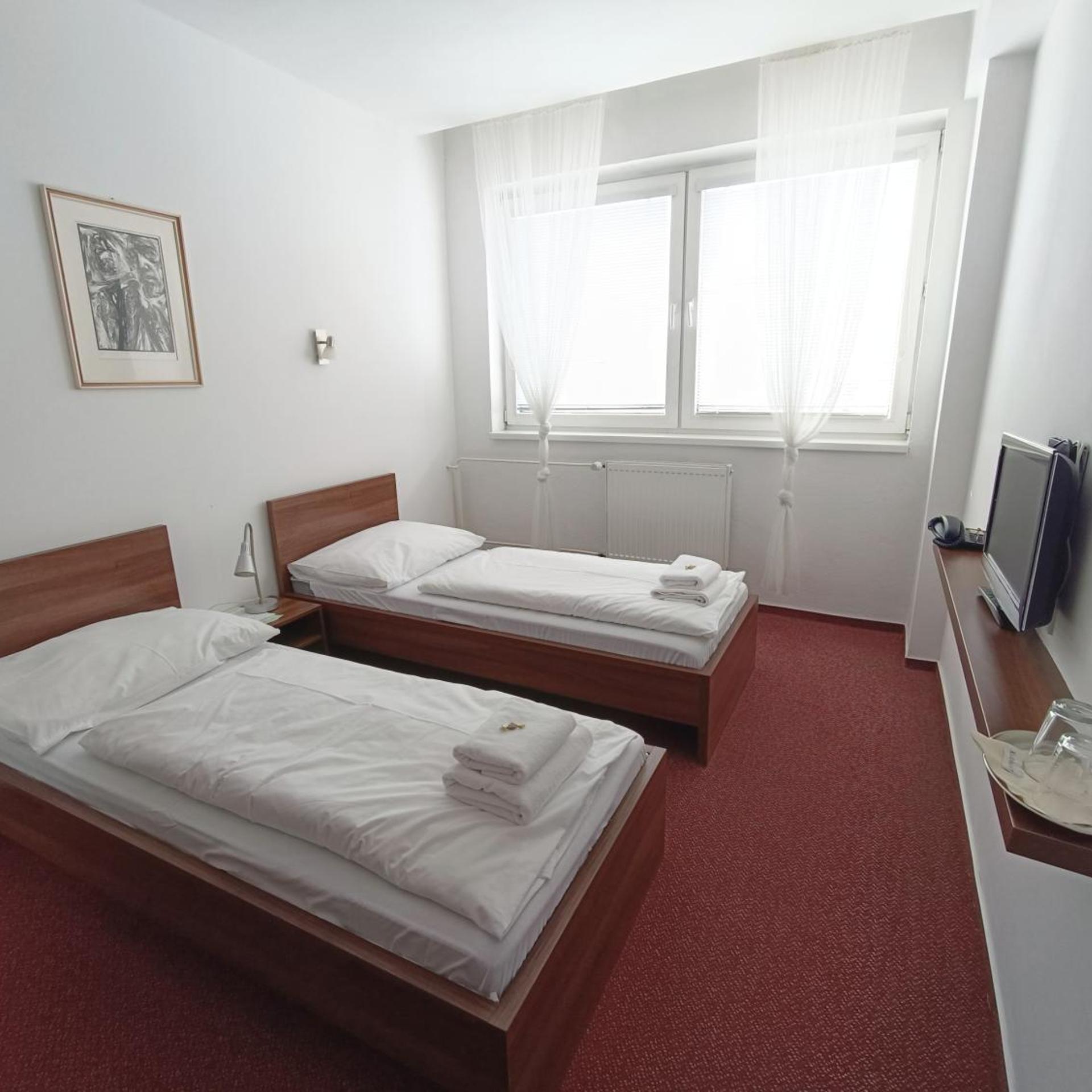 Klar Hotel 11/50