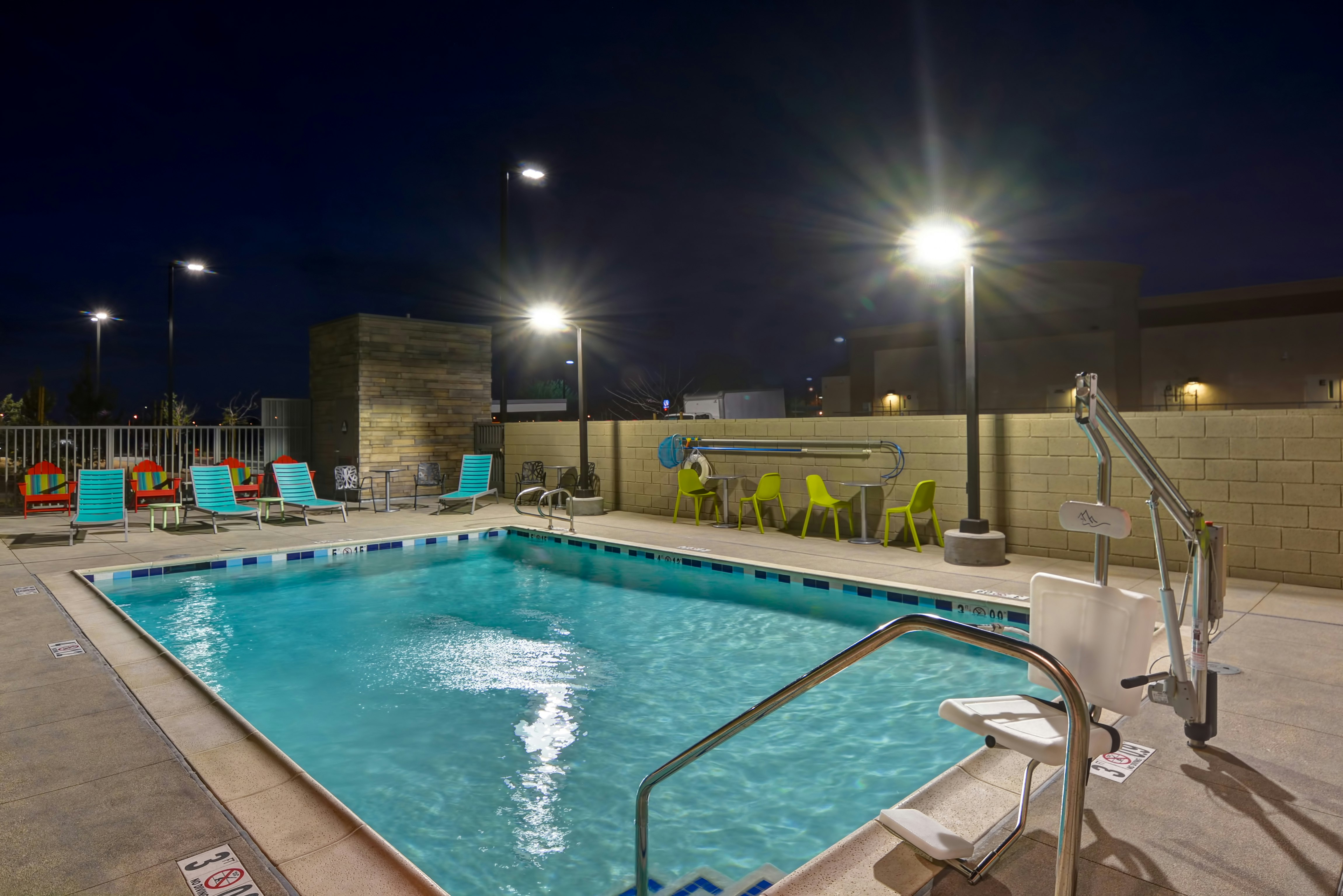 Home2 Suites By Hilton Palmdale 53/54