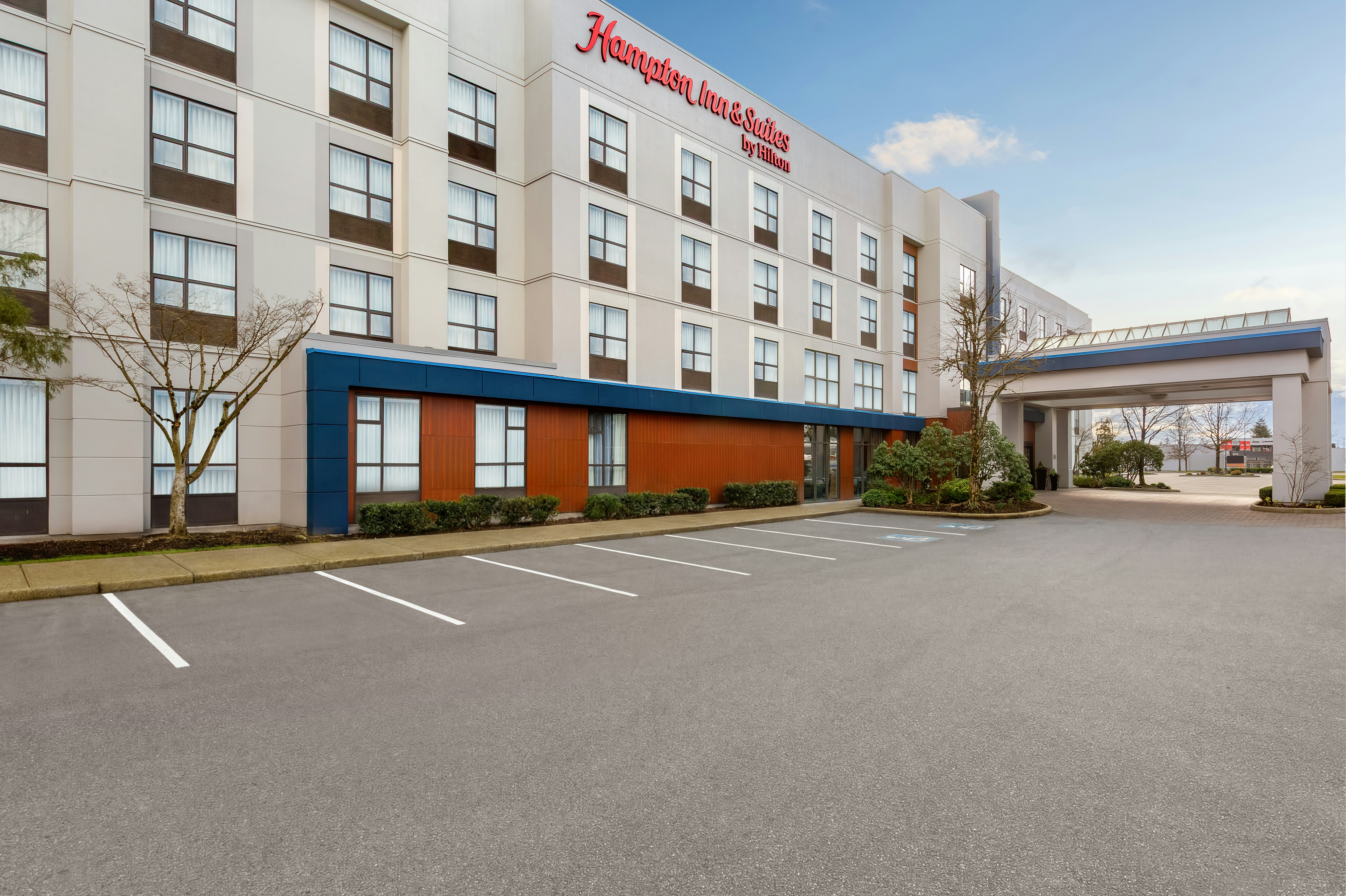 Hampton Inn and Suites by Hilton Langley Surrey 67/72