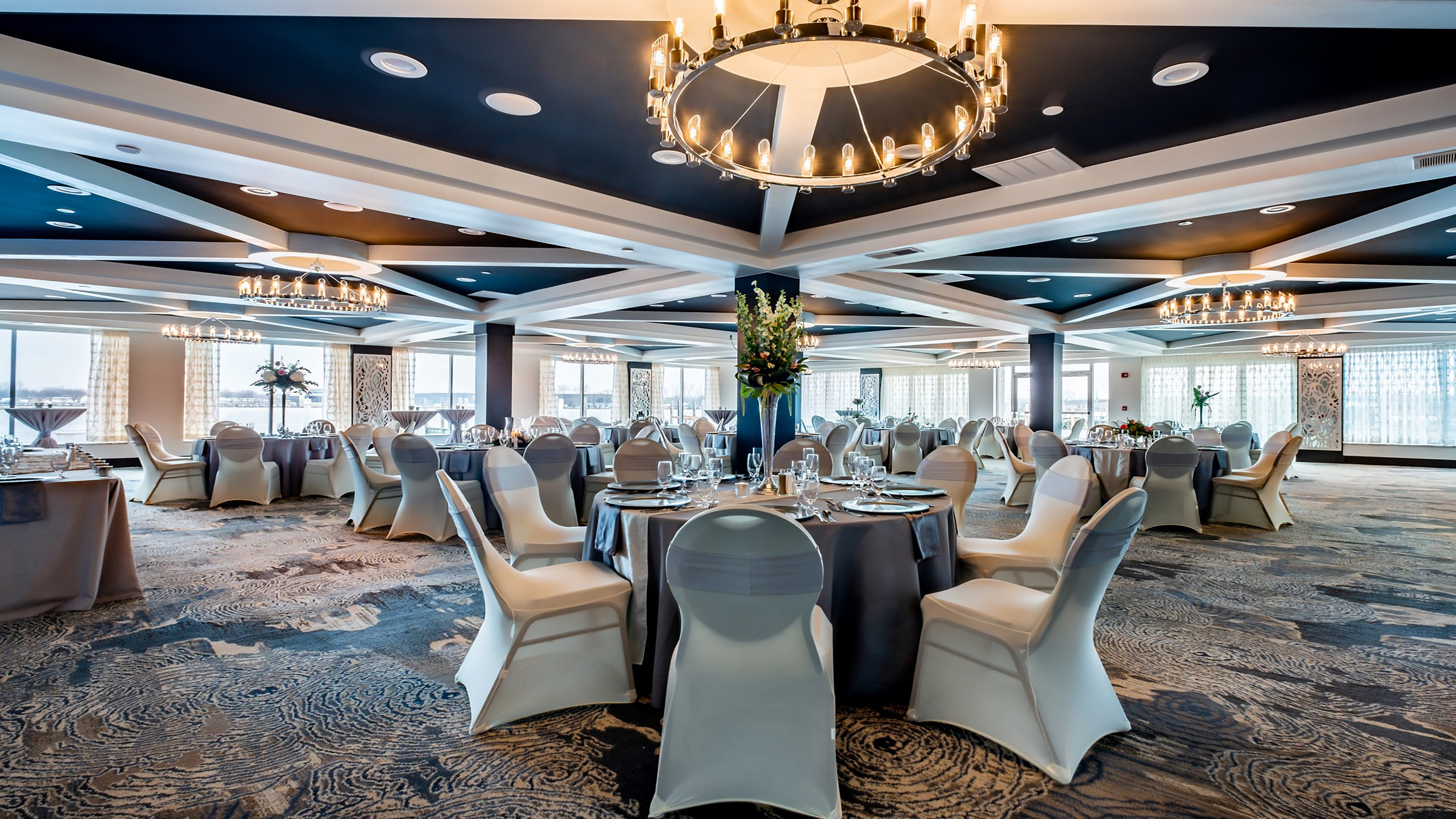 Holiday Inn Grand Haven-Spring Lake, an IHG Hotel 30/52