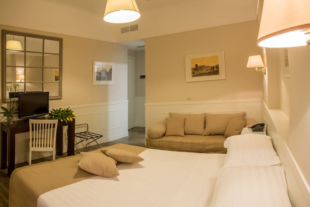 Hotel Modigliani 34/61