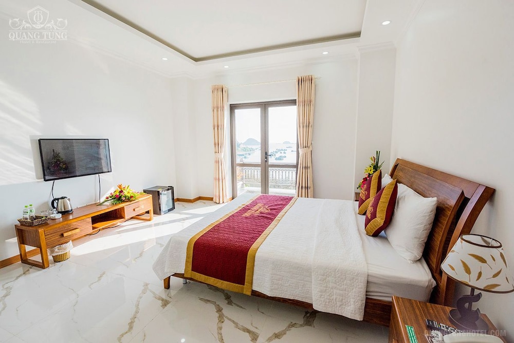 Quang Tung Hotel 24/45