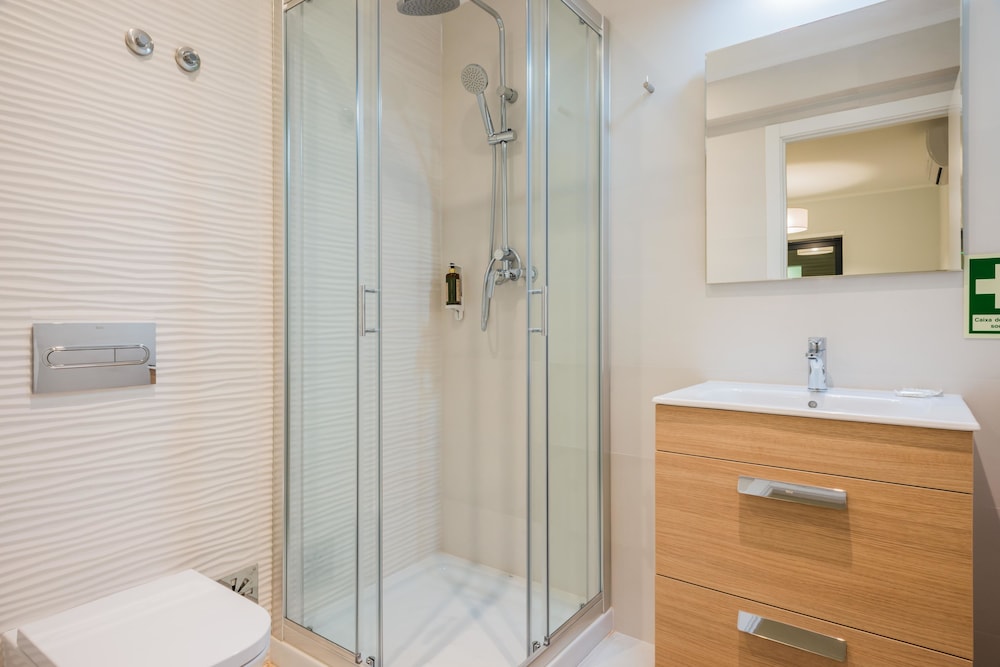 137 Lux Residence 48/48