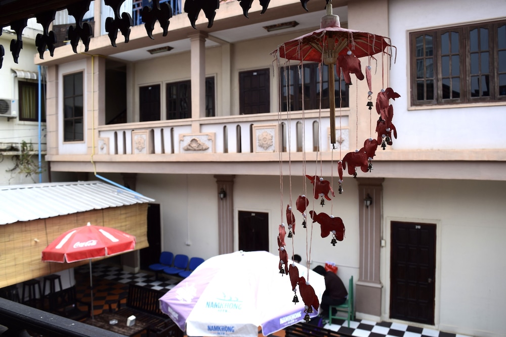 Vientiane Star Hotel 3/67
