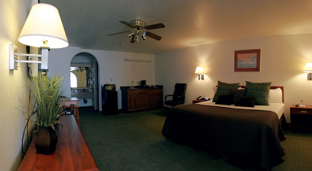 Best Western Colorado River Inn 26/36