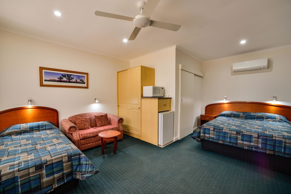 Comfort Inn & Suites Augusta Westside 11/45