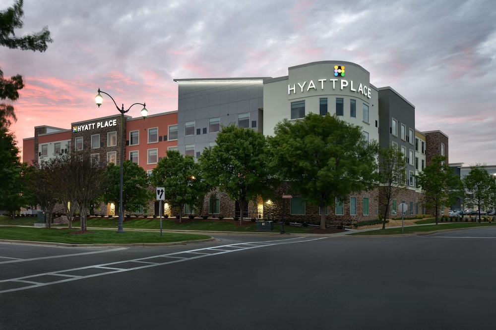 Hyatt Place Huntsville 1/53