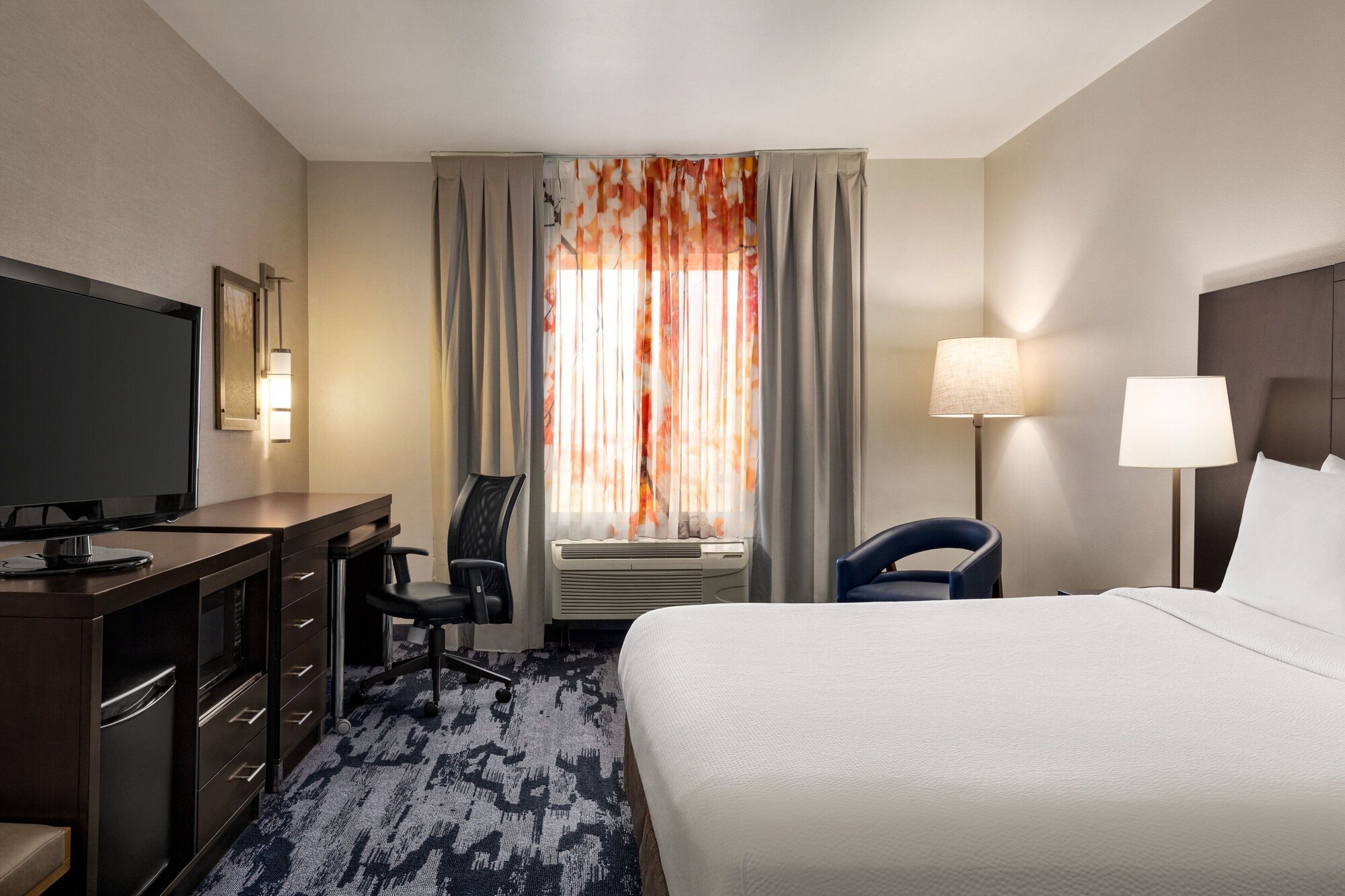 Room, King Bed