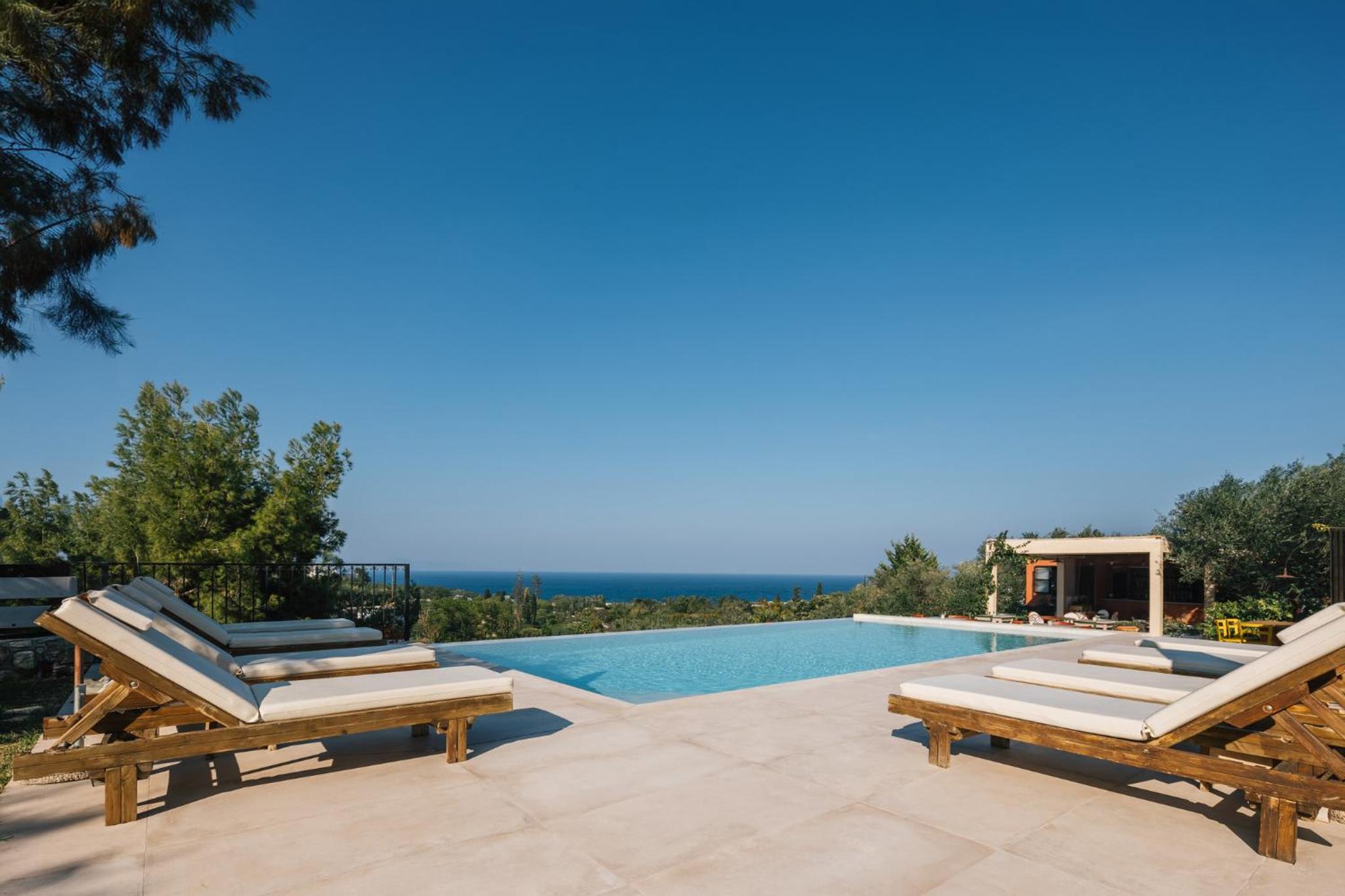 Ilyessa Cottages 24/29