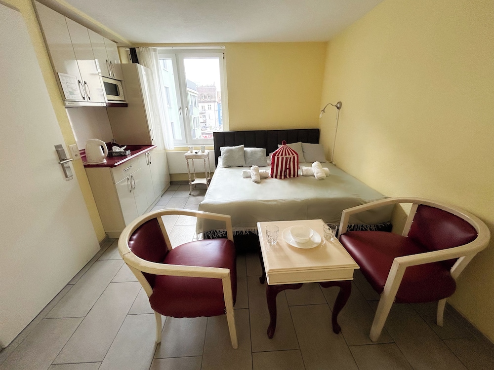 Gasthaus 210 24/40