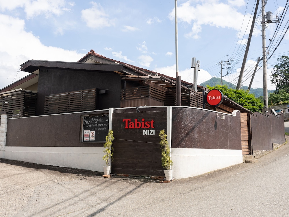 Hotel Nizi 33/41