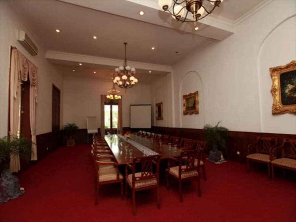 KRESNA HOTEL WONOSOBO 43/50