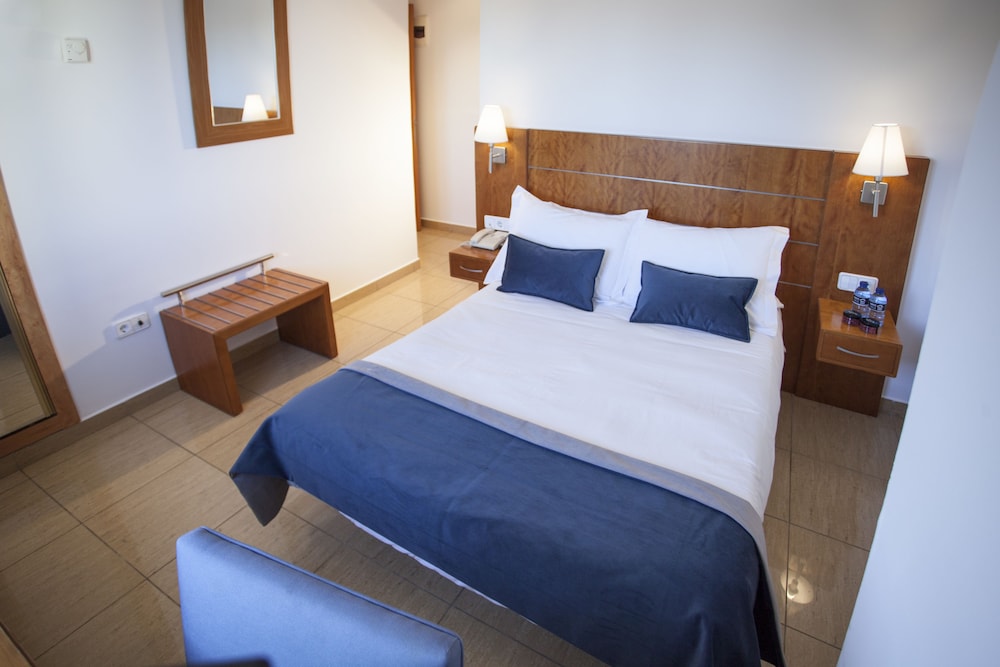 Hostal Savoy 21/68