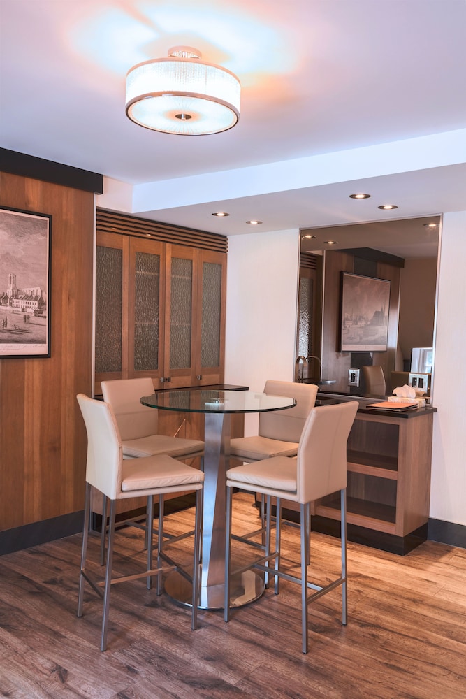 Auberge du Tresor 28/37
