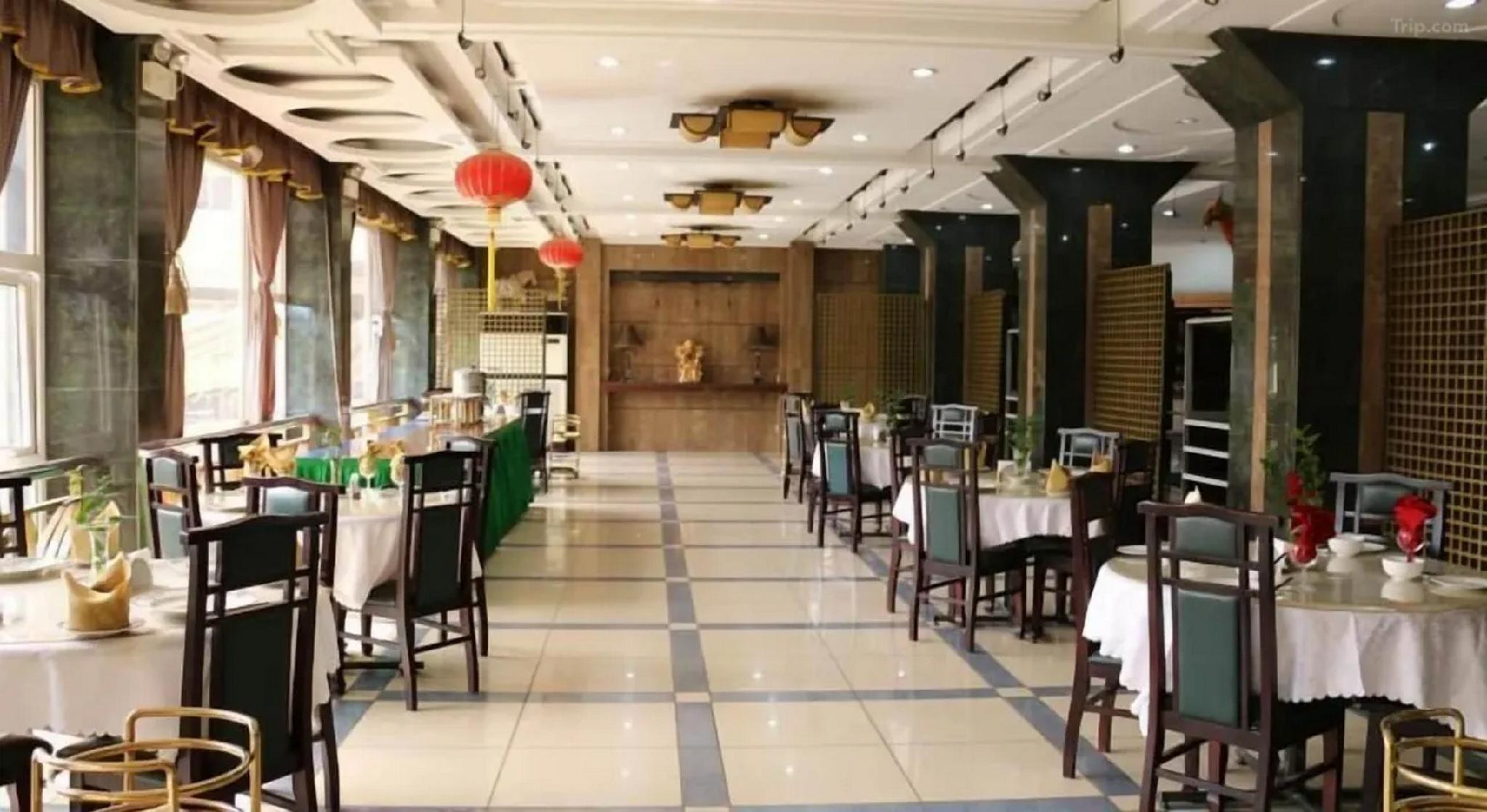 Golden Gate Hotel Abuja 8/18