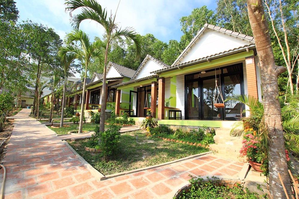 Mai Phuong Binh Bungalow 3/64