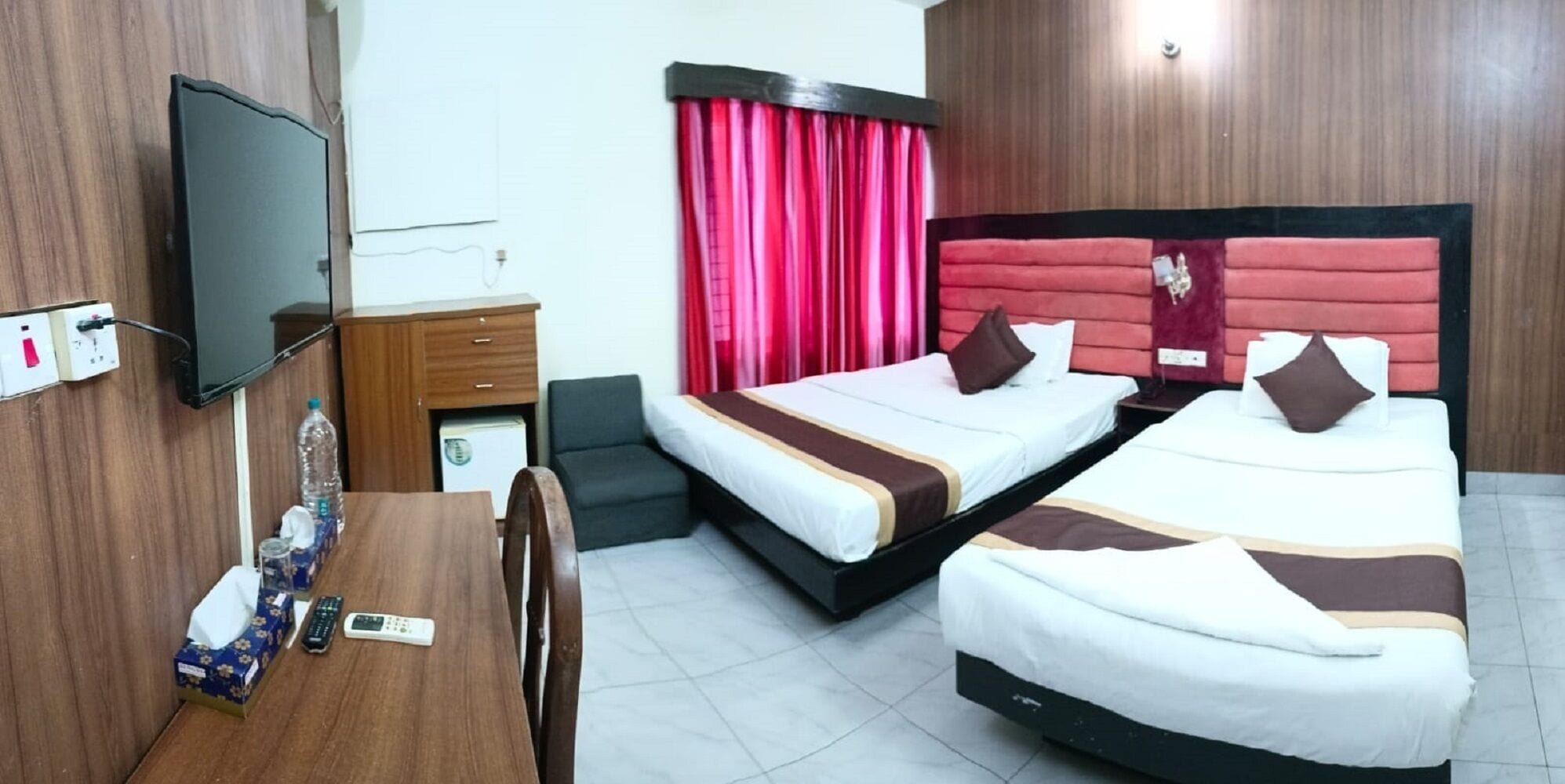 Deluxe, Triple, Private Bathroom