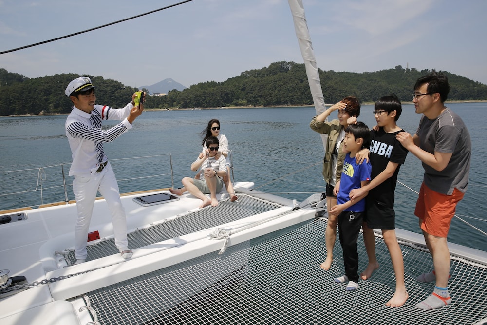 Hansan Marina Hotel Resort 61/63