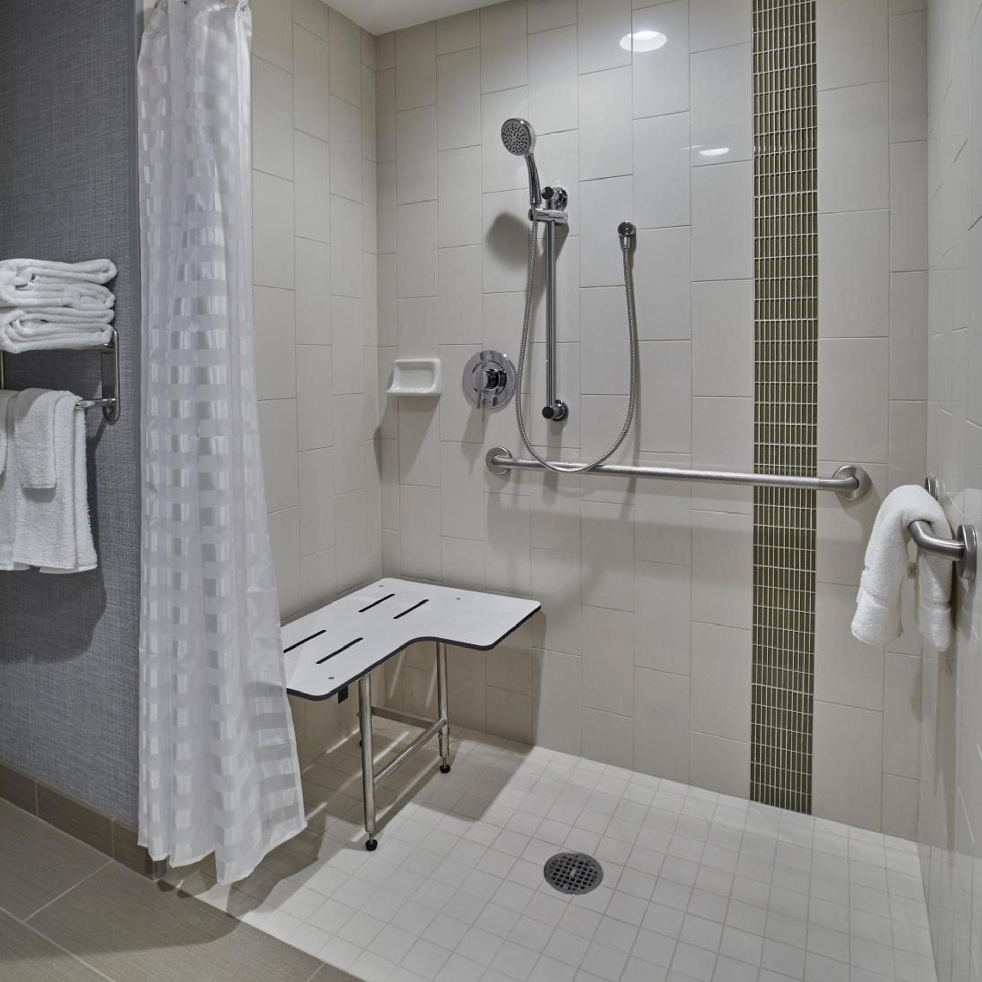Room, King Bed, Accessible, HYATT PLACE EUGENE OAKWAY CENTER 2/3