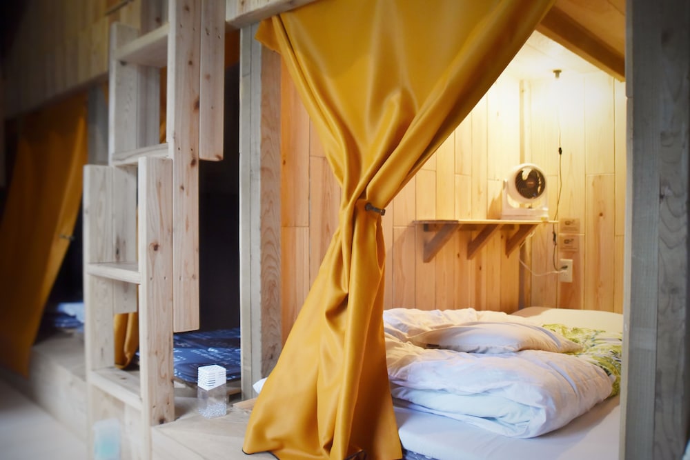 Guest House Asibina - Hostel 12/50