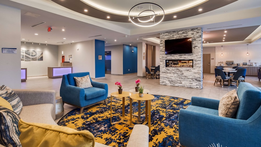 Best Western Plus Mid County 20/31