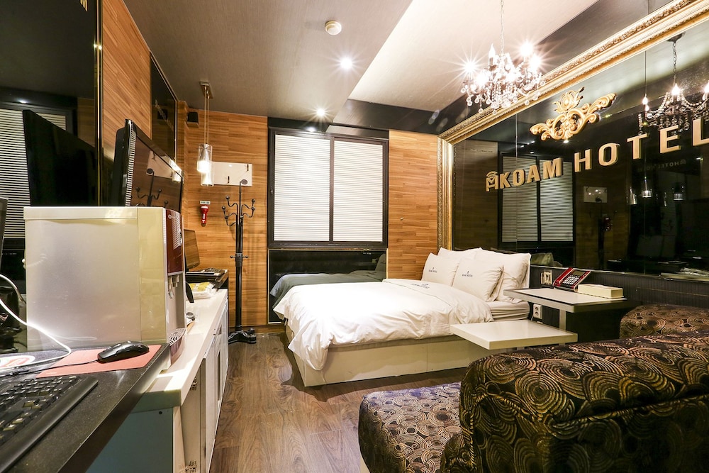 Koam Tourist Hotel 17/50