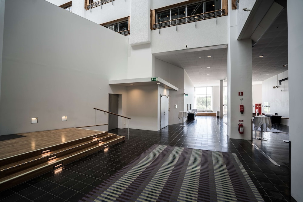 Scandic Infra City 36/75