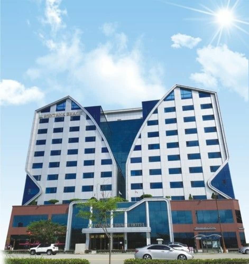 Fontana Beach Hotel 2/61